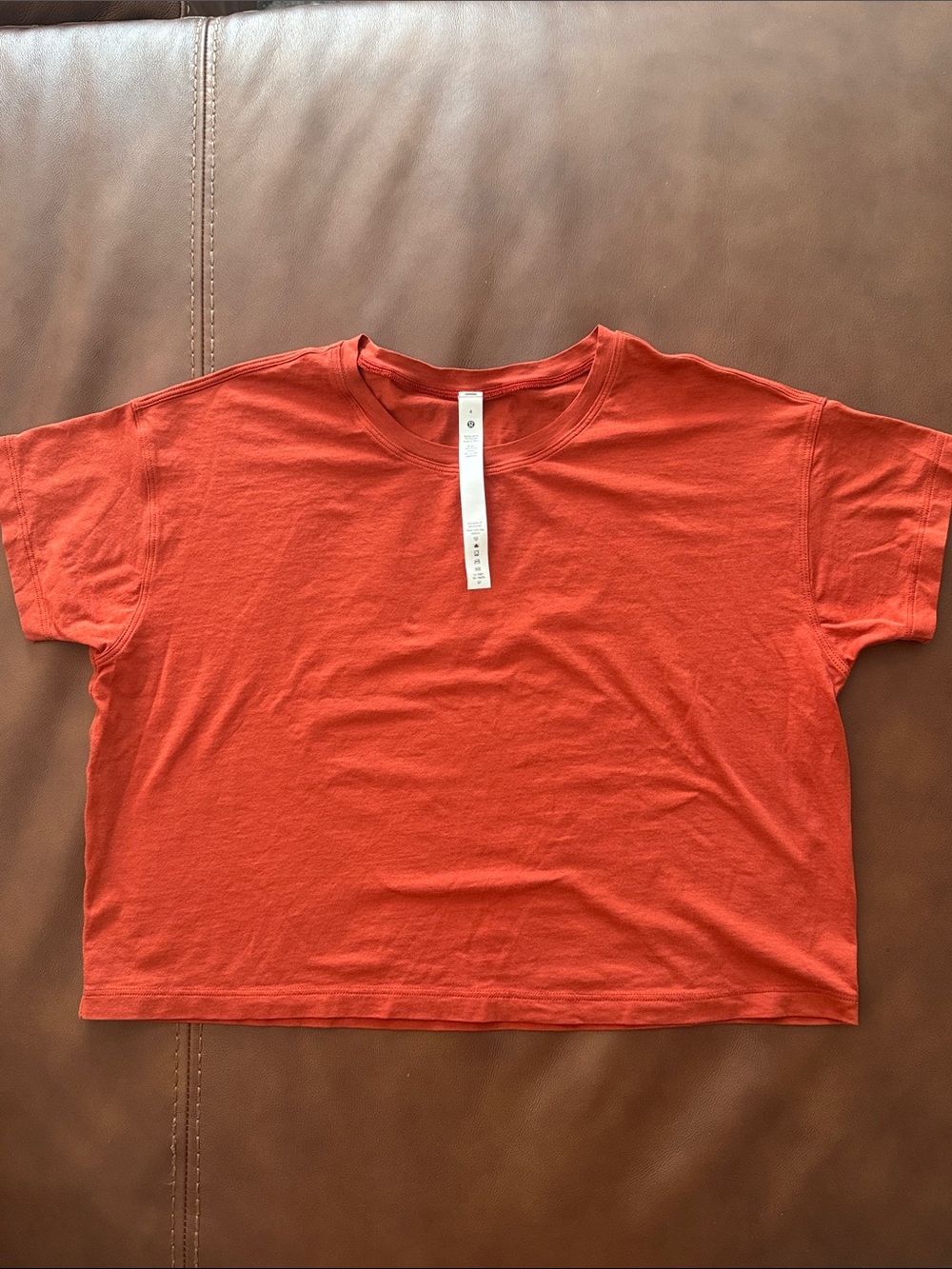 NWOT: Lululemon Cates Cropped Tshirt